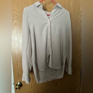 BUNDLE of 2 shirts (Medium)